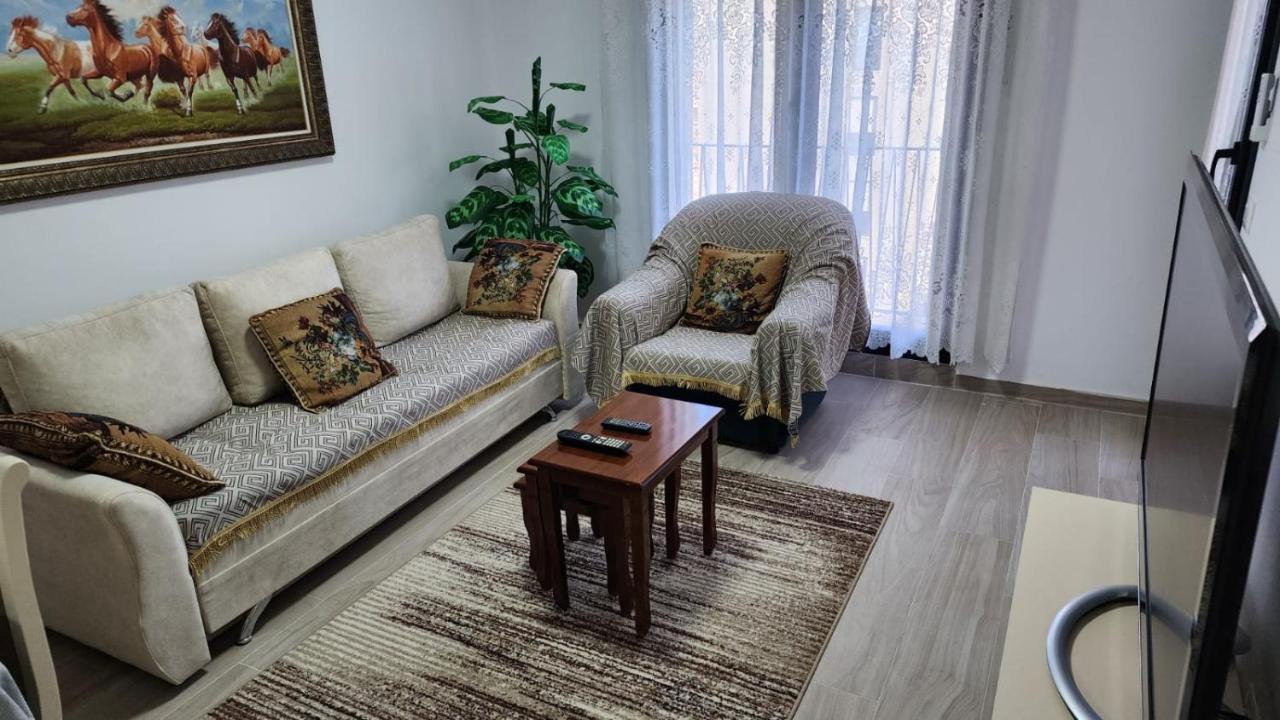 Appartamento Dajti Mountain View Tirana Esterno foto