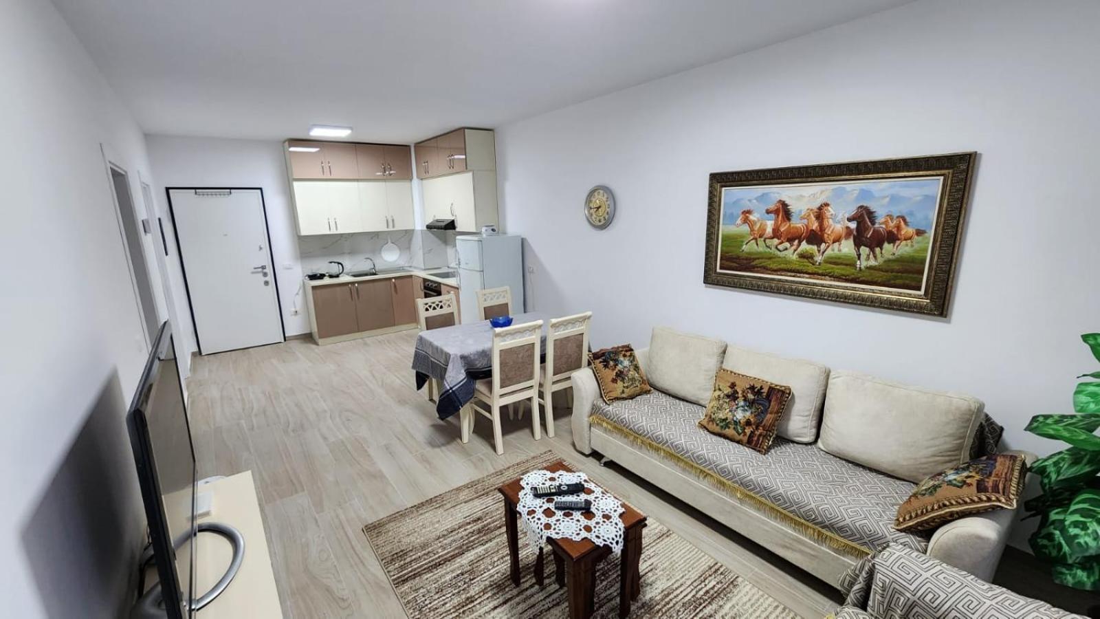 Appartamento Dajti Mountain View Tirana Esterno foto